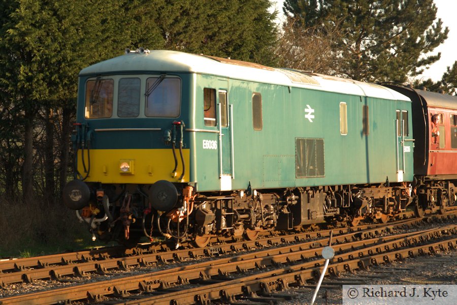 Class 73 Electro-Diesel no. E6036 (73129) arrives at Toddington, Gloucestershire Warwickshire Railway