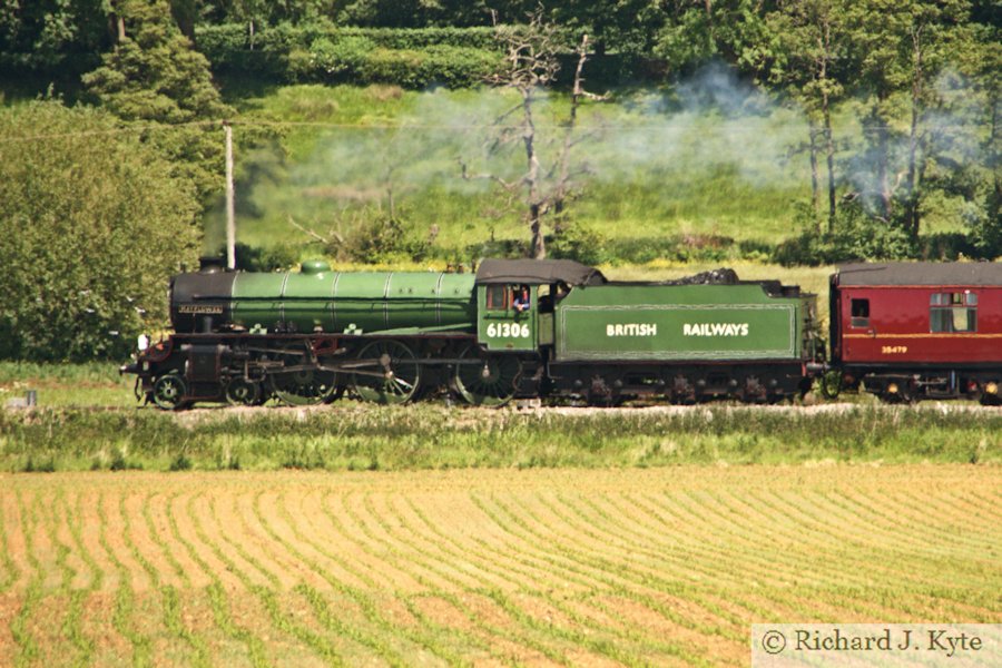 LNER B1 Class no. 61306 "Mayflower" heads towards Worcester with the "Cathedrals Express" Tour