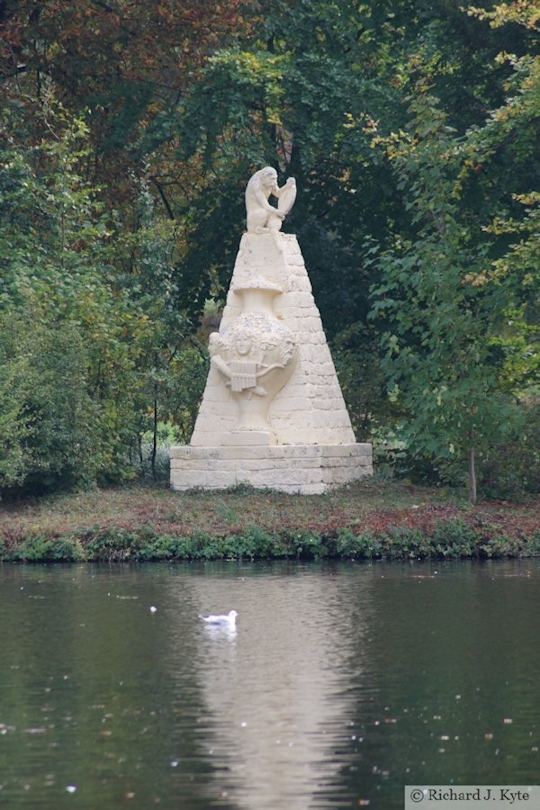 Congreve's Monument, Stowe Landscape Gardens, Buckinghamshire