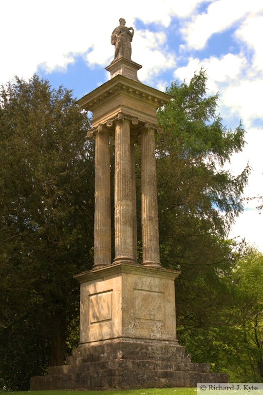 Queen Caroline's Statue, Stowe Landscape Gardens, Buckinghamshire
