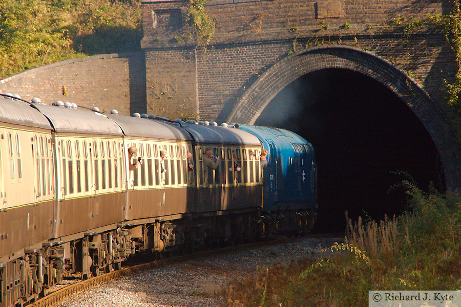 Class 37 Diesel no 37215 enters Greet Tunnel, Gloucestershire Warwickshire Railway "Autumn Showcase" 2023