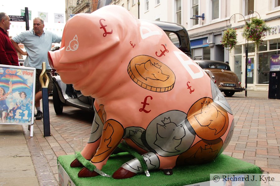 Pig 13 : "Piggy Bank", Henson Pig Trail 2017, Gloucestershire