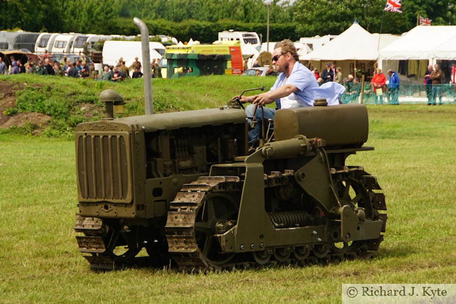Caterpillar D4, Wartime in the Vale 2019