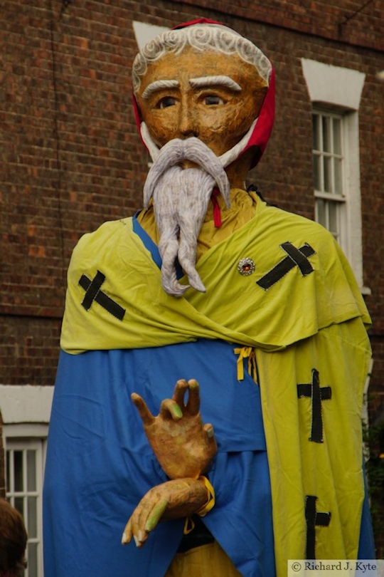 Sculpture, Carnival Parade, Tewkesbury Medieval Festival 2019