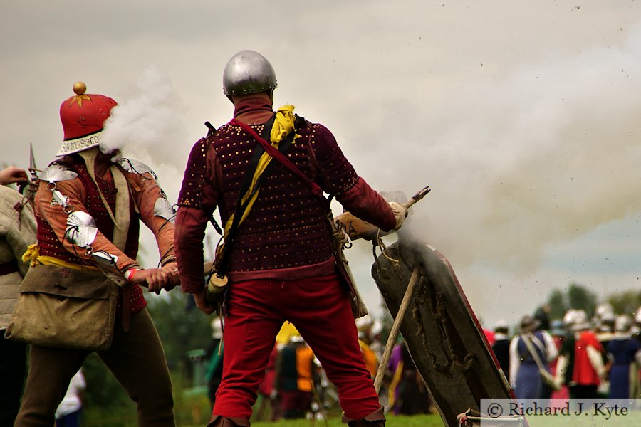 Gunfire, Battle re-enactment, Tewkesbury Medieval Festival 2019