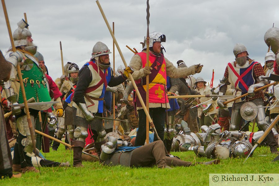 The Lancastrians are routed, Battle re-enactment, Tewkesbury Medieval Festival 2019
