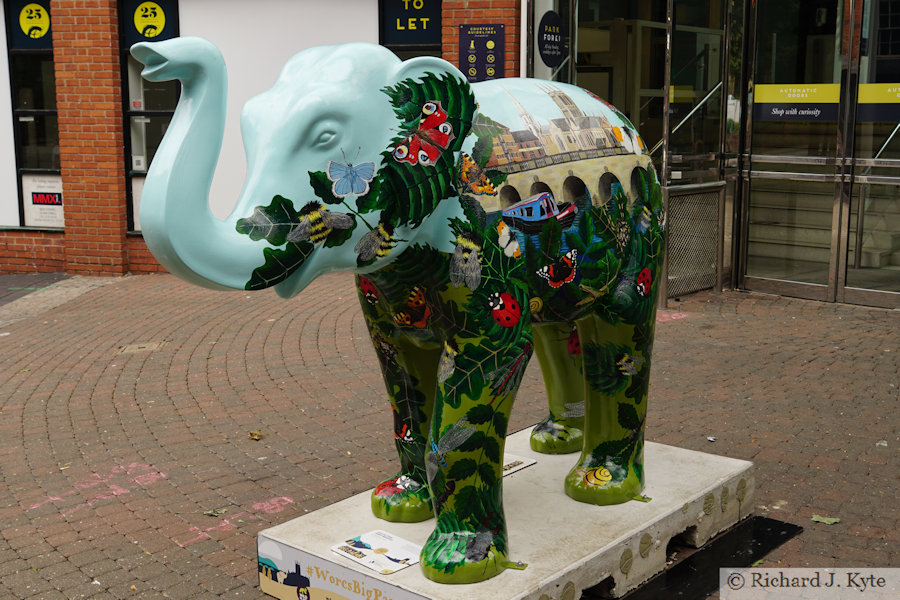 Elephant 2 : "Leave the Herd Behind", Worcester Big Parade 2021