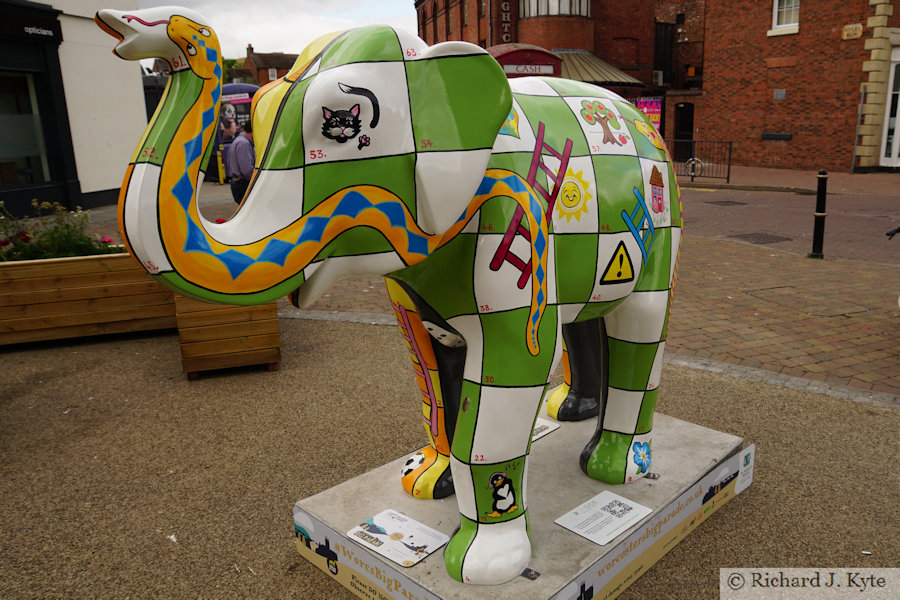 Elephant 4 : "Life's Snakes and Ladders", Worcester Big Parade 2021