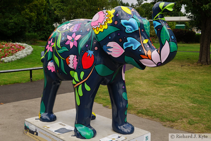 Elephant 25 : "Azalea", Worcester Big Parade 2021