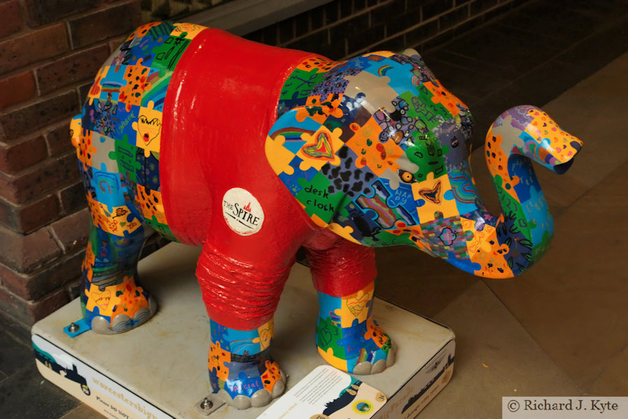 Elephant 36 : "Arlo, ‘Pieced together with love’", Worcester's Big Parade 2021