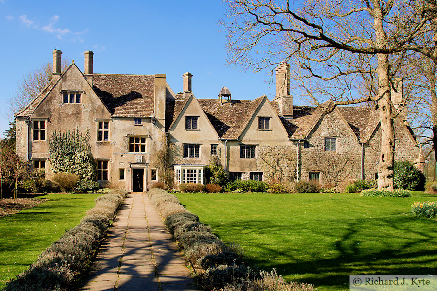 Avebury Manor, Wiltshire
