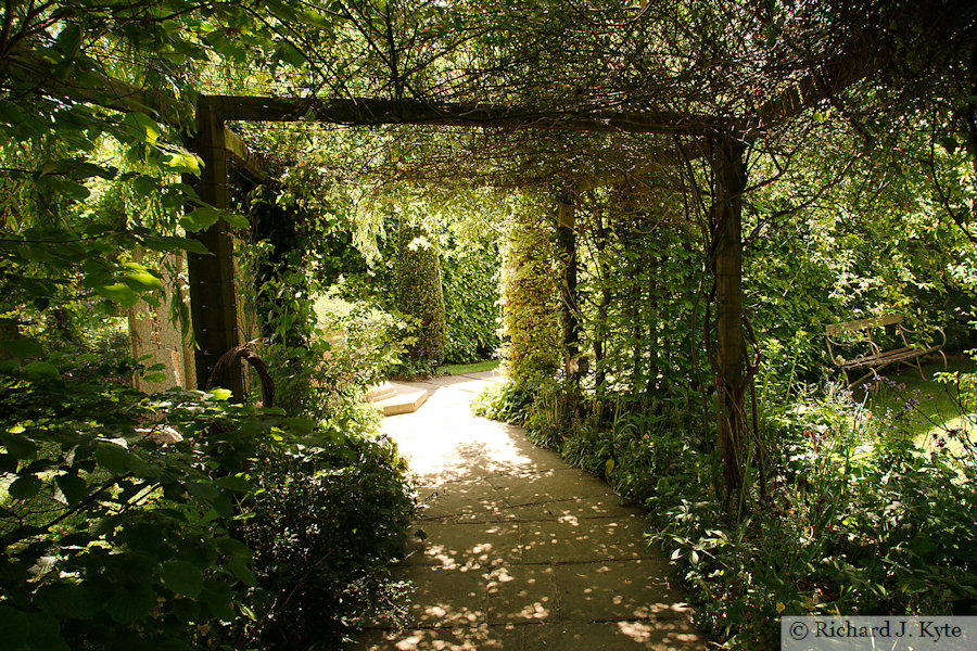 Covered Pathway, Garden 25: "Mantoft", Eckington Open Gardens and Flower Festival 2022 