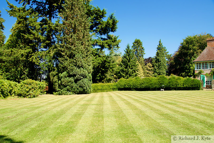 Tennis Court Lawn, Nuffield Place, Oxfordshire