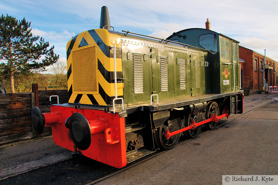 Class 04 Diesel Shunter no. D2280 at Toddington, Gloucestershire Warwickshire Railway "Autumn Showcase"