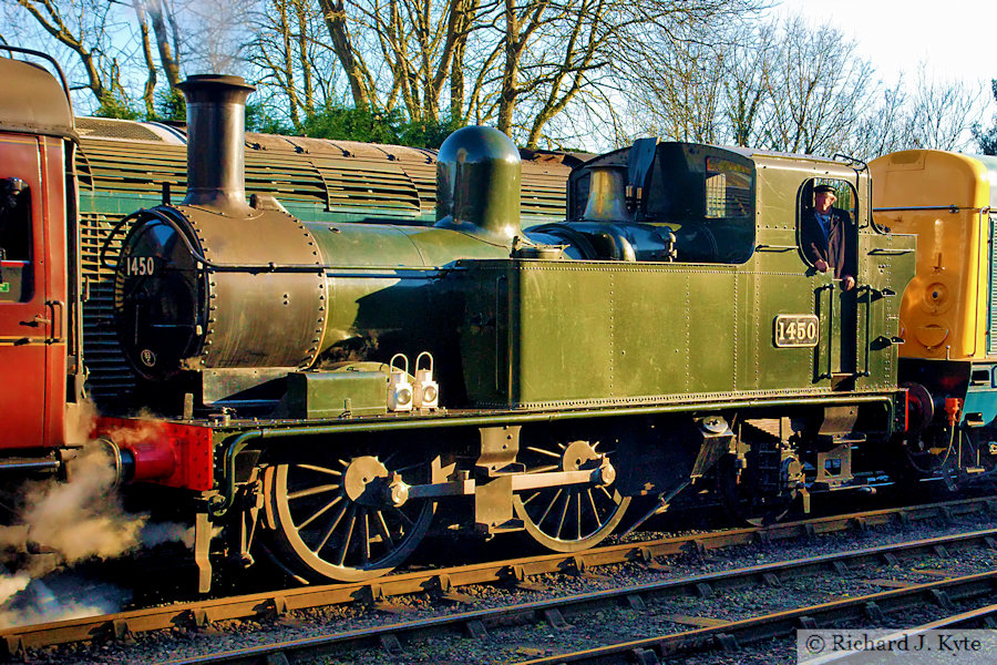 GWR Class 14XX no. 1450 at Bridgnorth, Severn Valley Railway