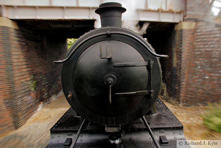 GWR 2884 class no. 3850 at Southam Lane, Bishop's Cleeve, Gloucestershire Warwickshire Railway