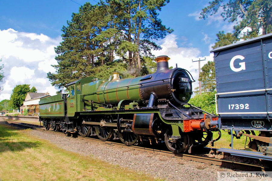 WSR (GWR) 9351 class no. 9351 approaches Gotherington on a Freight working, Gloucestershire Warwickshire Railway Spring Gala 2024