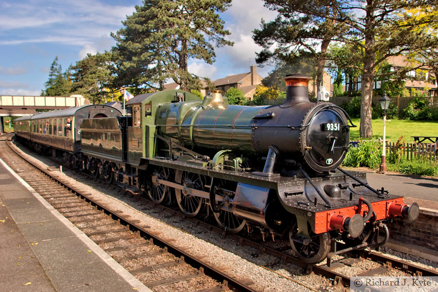 WSR (GWR) 9351 class no. 9351 arrives at Winchcombe, Gloucestershire Warwickshire Railway Spring Gala 2024