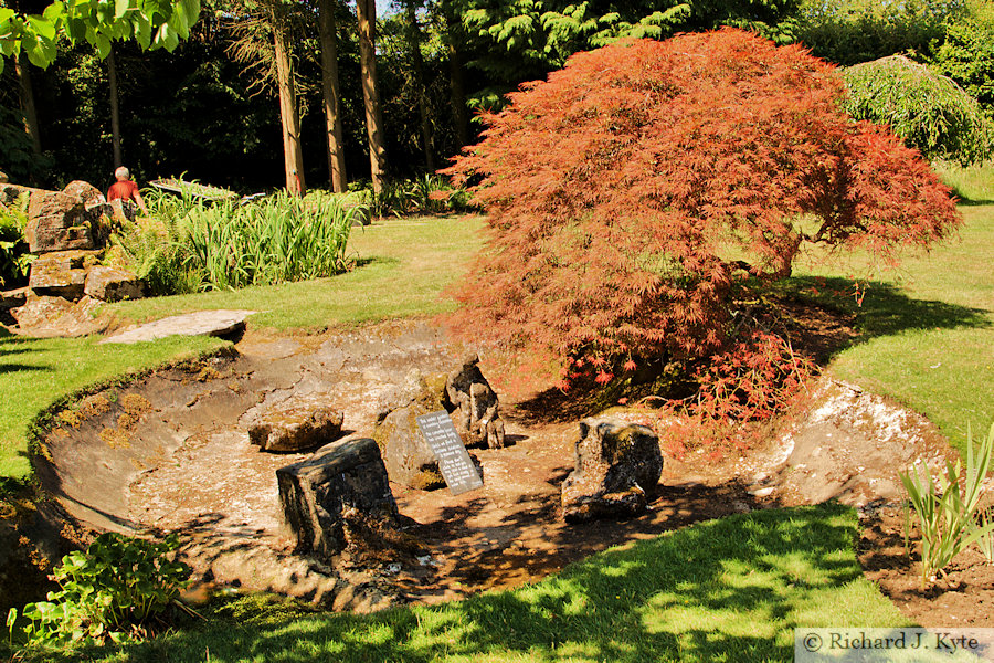 Water Garden, Lower Lawn, Nuffield Place, Oxfordshire