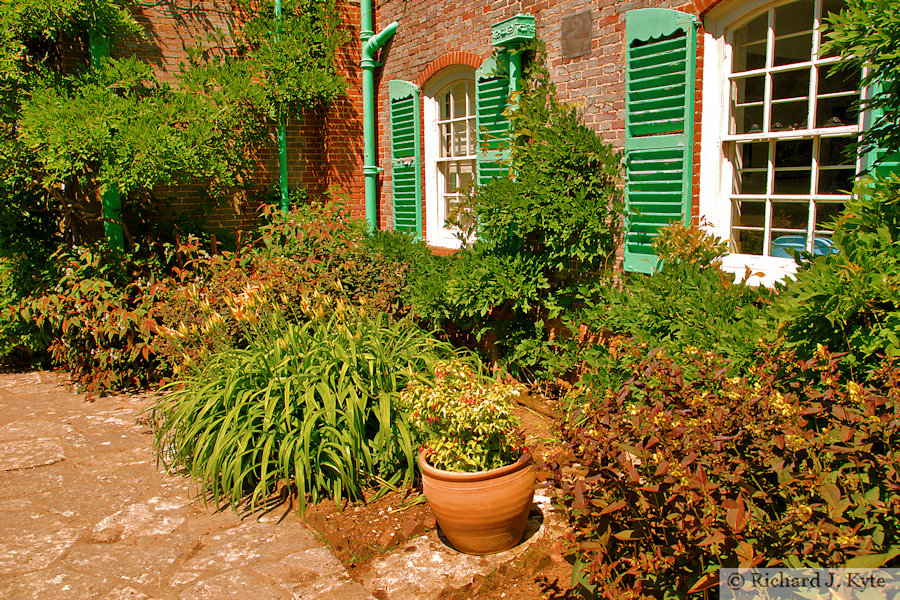 Flower Beds, Nuffield Place, Oxfordshire