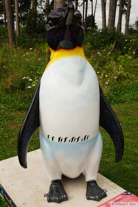Penguin 32: "Starlit Journey", Waddle of Worcester 2024